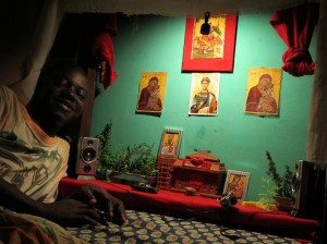 054-eikonostasi-tou-dimitriou-sto-krevati-tou